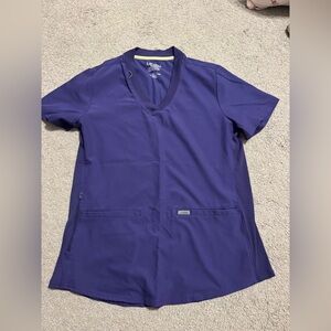 Landau Scrub Top